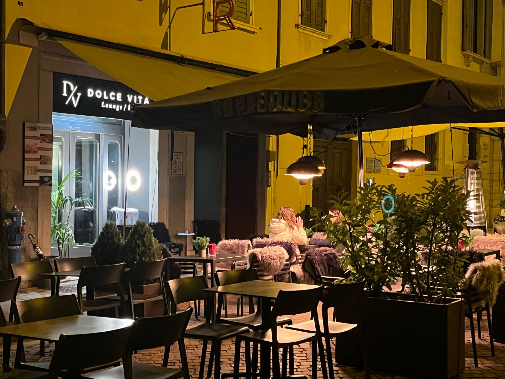 Il bar «34» confiscato per spaccio. Gli ex titolari aprono un nuovo